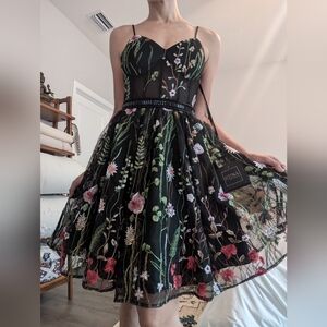 NWT Ieena Mac Duggal Floral Embroidered Bustier A-Line Mini Dress Black …